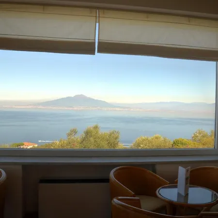 Grand Aminta Hotel