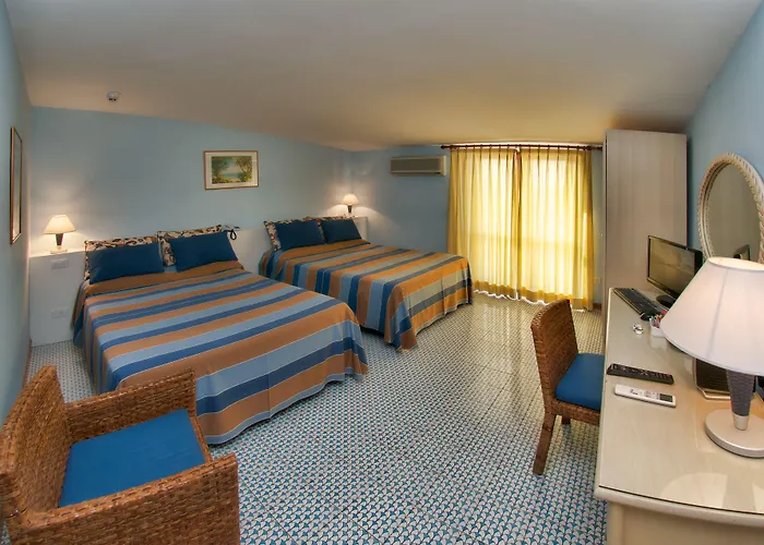 Grand Aminta Hotel 4*