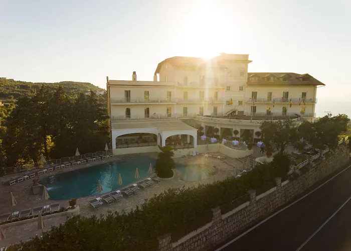 Grand Aminta 4* Península Sorrentina