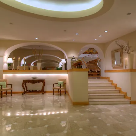Otel Grand Aminta 4*